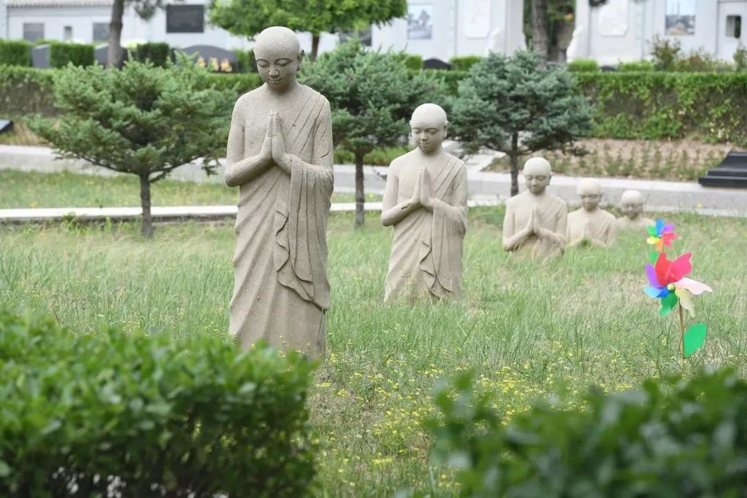 寒衣节将至，，，，，请文明祭祀寄悲哀！